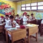 Aktivitas belajar mengajar salah satu SD di Kota Banjarmasin, Kamis (22/12/2022)