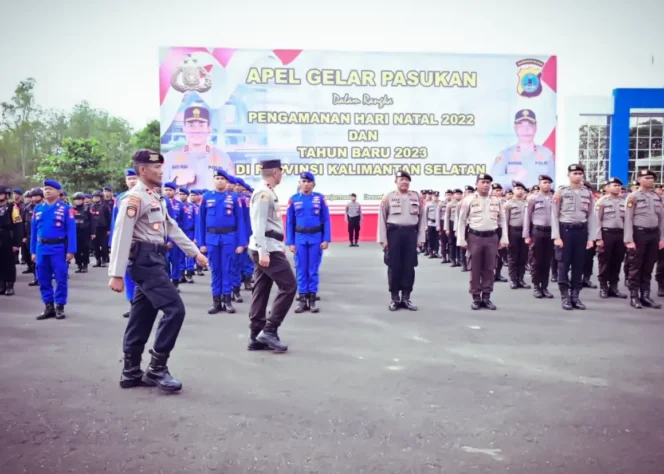 
 Apel Gelar Pasukan kesiapan pengamanan Natal tahun 2022 dan pergeseran tahun 2023 di wilayah Polda Kalimantan Selatan