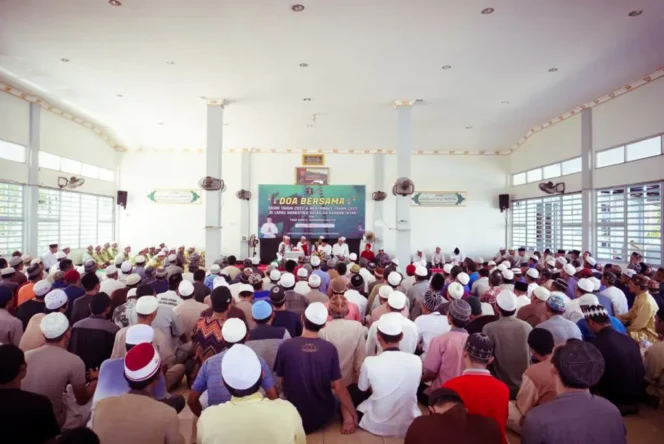 
 Doa bersama tutup tahun 2022 dan sambut tahun 2023 di Lapas Narkotika Kelas IIA Karang Intan, Sabtu (31/12/2022)