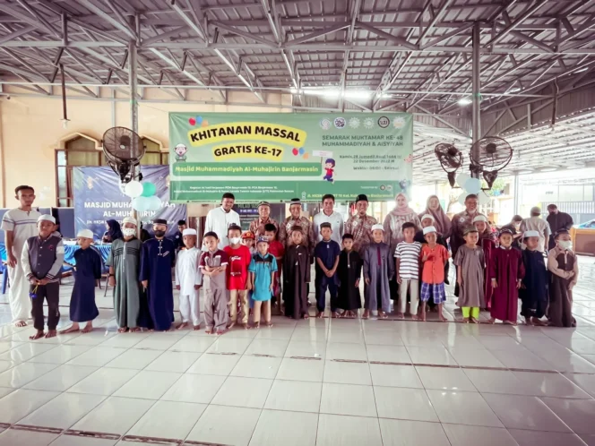 
 IJTI Kalsel bersama Pengurus Masjid Muhammadiyah Al Muhajirin Banjarmasin, gelar sunatan massal gratis, Kamis (22/12/2022)