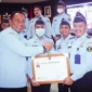 Penerimaan Penghargaan “Kalapas/Karutan Menyapa” dari Kakanwil Kemenkumham Kalsel kepada Kalapas Narkotika Karang Intan dan Jajaran