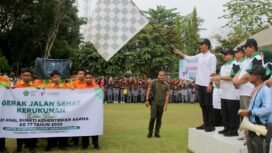 Pelepasan Rombongan Gerak Jalan Sehat Kerukunan oleh Bupati Banjar,Sabtu(14/1/2-23)
