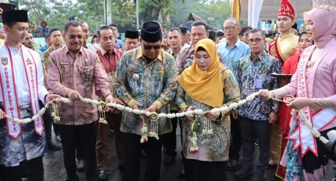 
 Pedagang Pasar Wadai Ramadan 1444 H di Kawasan 0 Kilometer Tak Dipungut Biaya