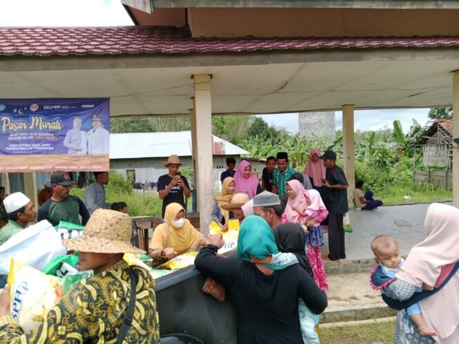 
 <strong>Hadir di Pasar Murah Ramadan, Jualan DKPP Kabupaten Banjar Selalu Habis</strong>