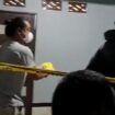Pria paruh baya ditemukan tewas gantung diri, di Desa Sungai Bakung, Kecamatan Sungai Tabuk, Kabupaten Banjar, Senin (17/7/23) malam.