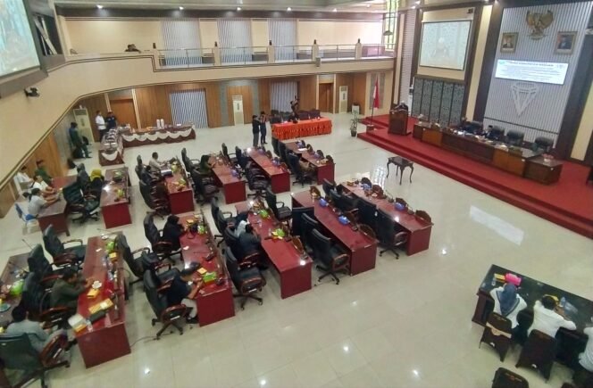 
 Rapat Paripurna DPRD Banjar, Rabu (12/7/23). foto-Ricek.com