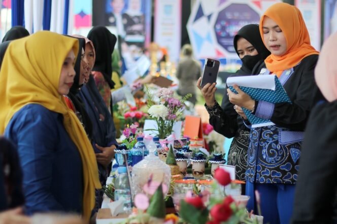 
 Lomba Kuliner Banjar di Alun-Alun Martapura