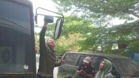 Pemasangan Alat  Pengukur Kualitas Udara di Kota Banjarbaru.foto DLH Banjarbaru