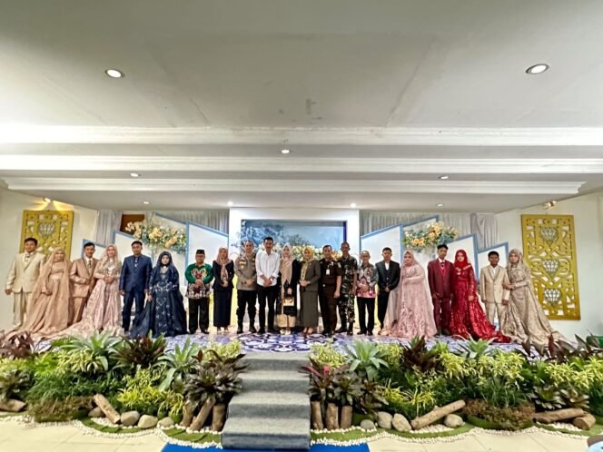
 20 Pasang Pengantin Ikut Program PAKULIH ANAM
