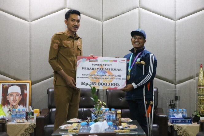 
 Bonus Untuk Atlet Berprestasi dan Pelatih