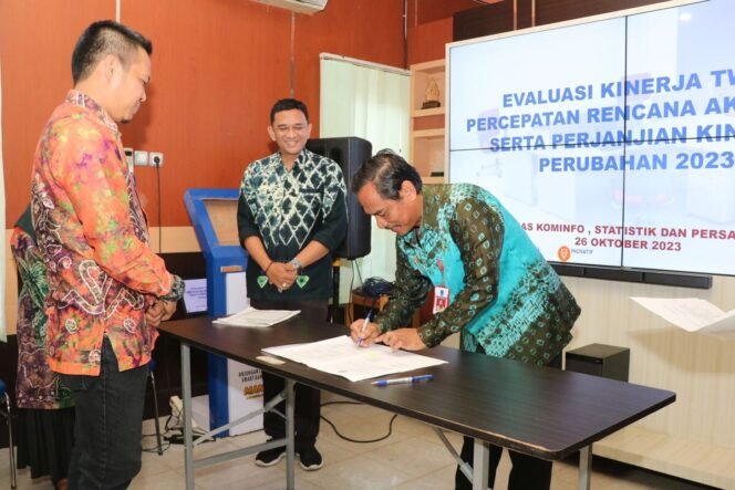 
 Evaluasi Kinerja Triwulan-III, DKISP Banjar Gelar Rapat Internal