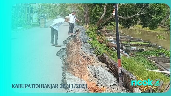 
 Jalan Antar Kecamatan Amblas Ratusan Meter