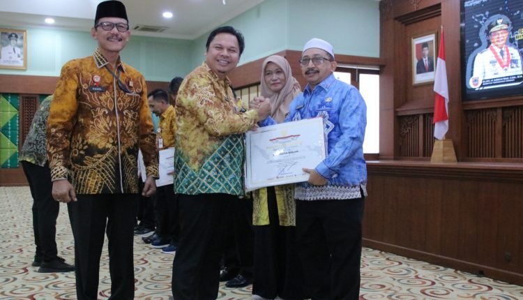 Pemkab Banjar Terima Penghargaan Peduli HAM ke-10 Kalinya