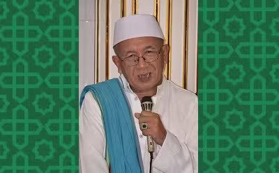 Innalillah… Ulama Sepuh di Kalsel KH Asmuni (Guru Danau) Telah Berpulang KH Asmuni atau Guru Danau meninggal dunia, Jumat (2/2/2024) sore.