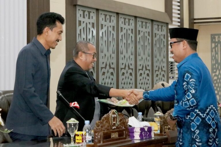 Raperda Pembentukan Dan Susunan Perangkat Daerah Dibahas Dalam Paripurna DPRD Kabupaten Banjar