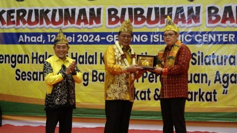 Di Halal Bihalal Bebuhan Banjar, Pj Gubernur Jatim Puji Paman Birin