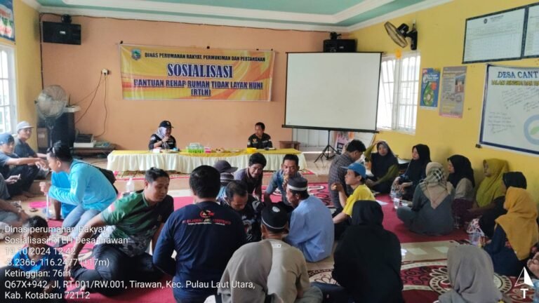 Disperkimtan Kotabaru Sosialisasikan RTLH di Desa Tirawan