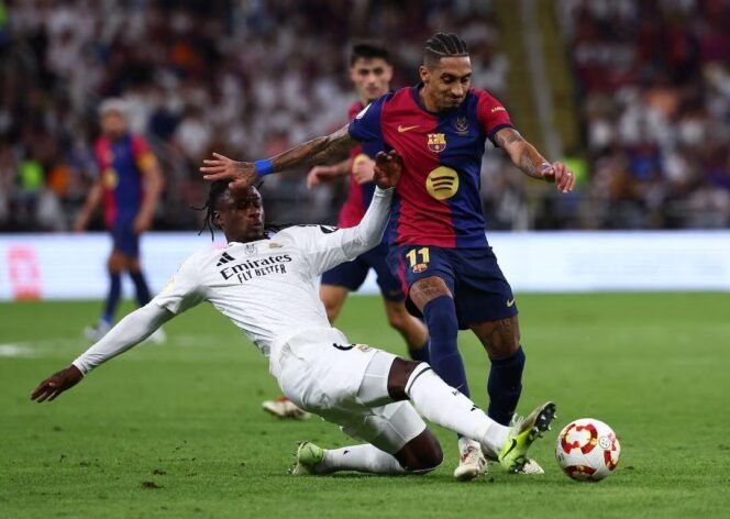 
 Barcelona Gilas Real Madrid Skor 5-2 Final Piala Super Spanyol. foto-REUTERS/Pedro Nunes