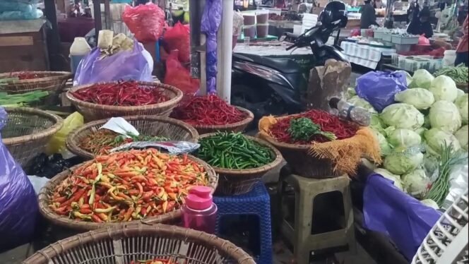 
 Harga Cabai di Martapura Masih ‘Pedas’