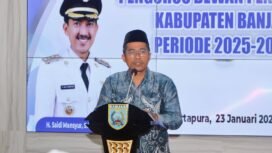 Ahmad Sarwani dikukuhan sebagai Ketua Dewan Pendidikan Kabupaten Banjar periode 2025-2030, Kamis (23/1/2025). Foto-RSB