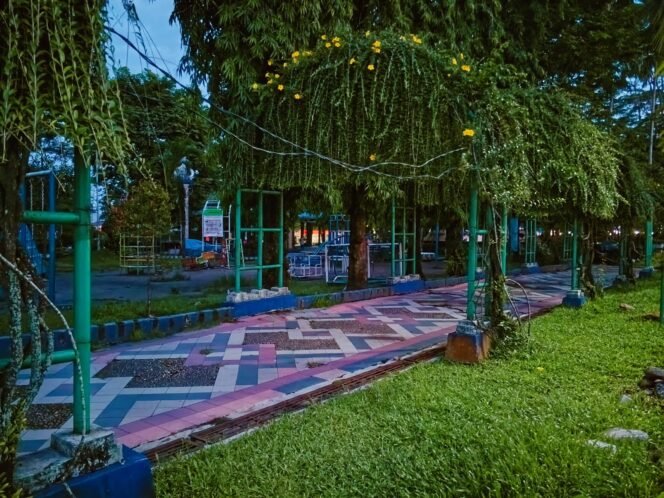 
 Taman Cahaya Bumi Selamat (CBS) Martapura, Kabupaten Banjar. foto-haris