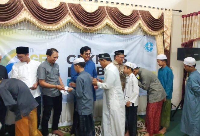 
 Gekrafs Berbagi dari DPW Gekrafs Kalsel dalam rangka HUT ke-6 di Panti Asuhan Budi Dharma Martapura, Rabu (22/1/2025). foto-Hendra
