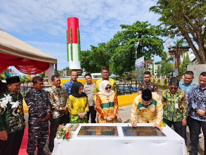 
 Bupati Kotabaru Resmikan Air Mancur Tugu Perjuangan dan Cafe Resto SJA 309