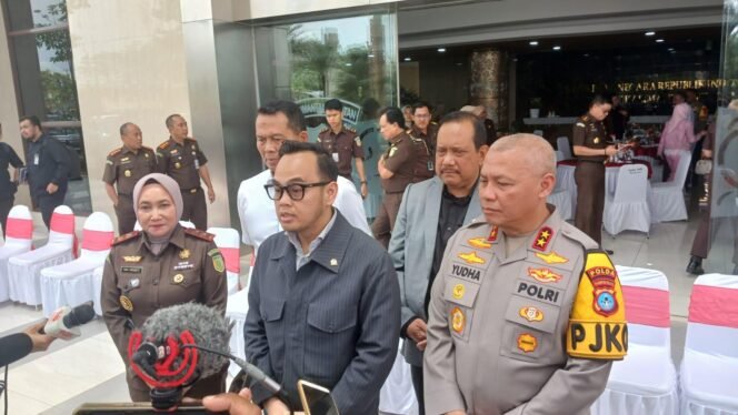 
 Polda Kalsel Sambut Kunjungan Kerja Spesifik Komisi III DPR RI