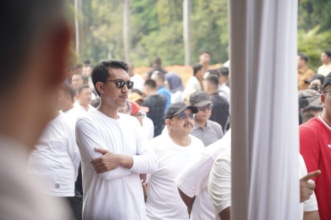 
 Pasangan Saidi Mansyur - Said Idrus bersama kepala daerah terpilih lainnya tengah melaksanakan gladi kotor pelantikan di Istana Negara Republik Indonesia, di Jakarta, Selasa (18/2/2025). foto-istimewa