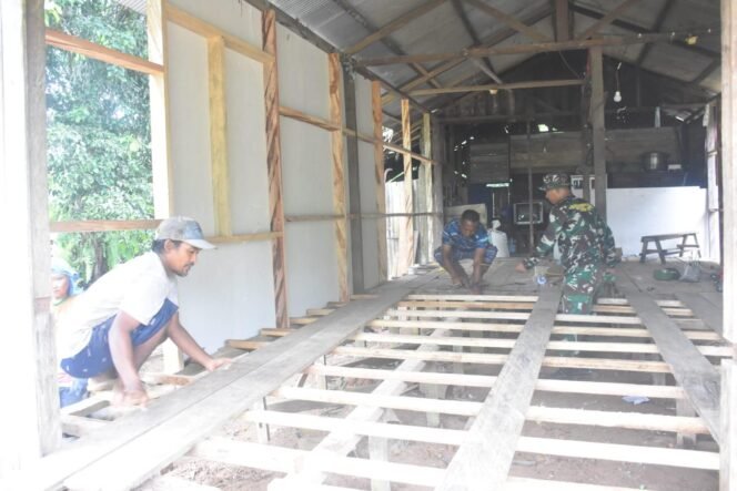 
 Satgas TMMD Rehab Rumah Tidak Layak Huni di Desa Talusi Kotabaru