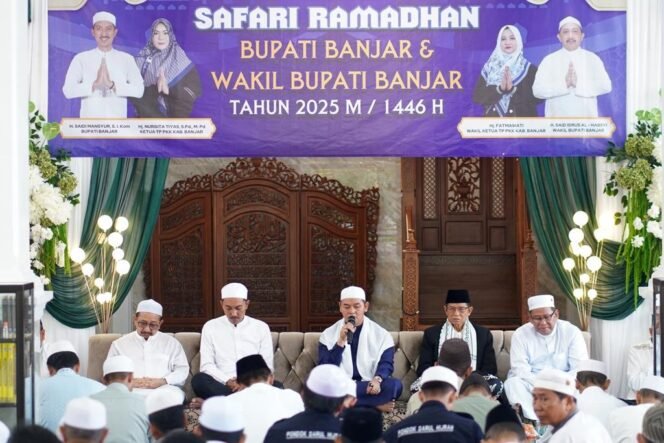 
 Safari Ramadan Pertama, Bupati dan Wabup Banjar Sambangi Masjid Jami Baiturrahman