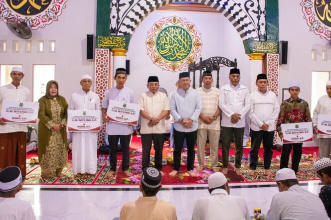 
 Safari Ramadan, Bupati Kapuas H Muhammad Wiyatno Sambangi Warga Desa Saka Batur