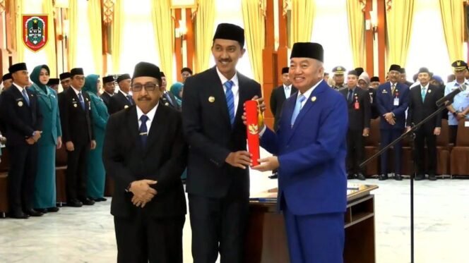 
 Saidi Mansyur dan Said Idrus Terima SK Kepala Daerah: Komitmen Penuhi Harapan Masyarakat