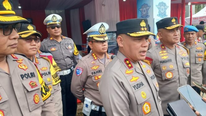 
 Kapolda Kalsel Imbau Pemudik Patuhi Rambu Lalu Lintas, 962 Personel Siaga