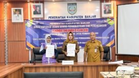 acara Penandatanganan Perjanjian Pendampingan Halal Self Declare, dari perwakilan Halal Center Cendekia Muslim (HCCM) Kalsel, Senin (3/3/2025). foto-haris