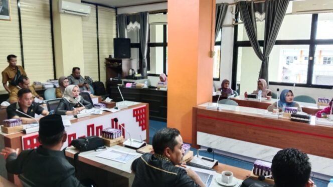 
 DPRD Kotabaru Akomodir Keluhan Pedagang Kue Ramadan