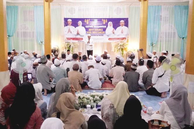 
 Safari Ramadan, Bupati Banjar dan Jajaran Disambut Antusias Warga Desa Balimau