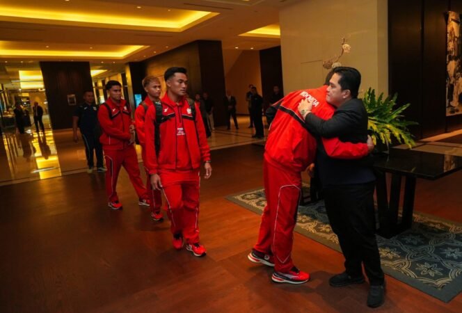 
 Ketua Umum PSSI, Erick Thohir melepas Timnas Indonesia di Hotel Fairmont, Jakarta pada Minggu (16/3), bersiap menghadapi Australia dalam lanjutan Kualifikasi Piala Dunia 2026 pada Kamis (20/3/2026). foto-pssi
