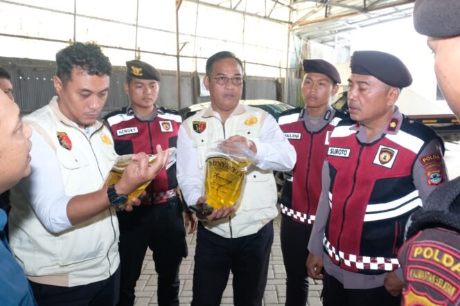 
 Satgas Pangan Polda Kalsel Cek Harga Bahan Pokok dan Minyakita di Banjarmasin