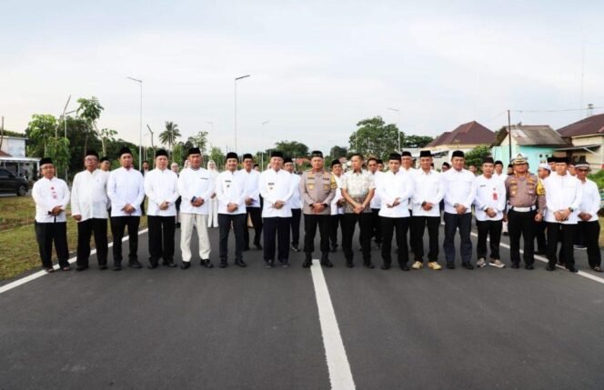 
 Peresmian jalan baru akses Bandara Syamsuddin Noor di Kota Banjarbaru, Rabu (26/3/2025) sore. foto-adpim