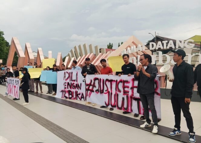 
 Aksi Damai Tuntut Kasus Pembunuhan Juwita Diadili Secara Transparan