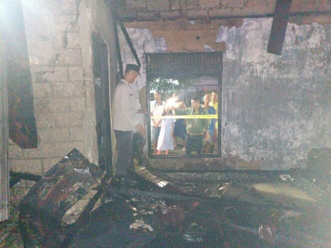 
 Kebakaran di Landasan Ulin Tengah Banjarbaru Diduga Akibat Korsleting Listrik