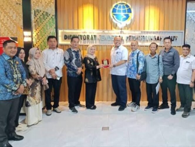 
 Ketua DPRD Kotabaru Kawal Pembangunan Pelabuhan Maradapan ke Kemenhub