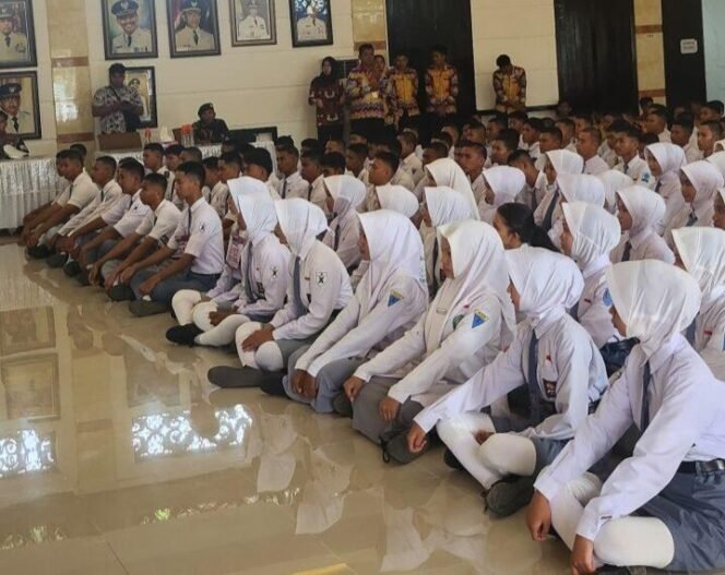 
 160 Calon Anggota Paskibraka Kotabaru Ikuti Tes Kesehatan