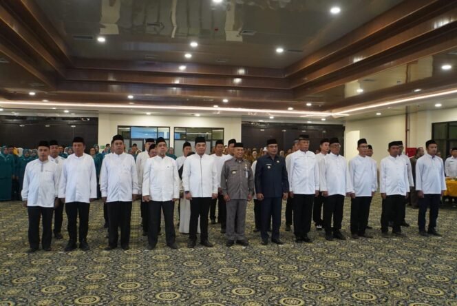 
 Bupati Muhammad Rusli Lantik Pengurus TP PKK dan LPTQ Kotabaru Periode 2025-2029