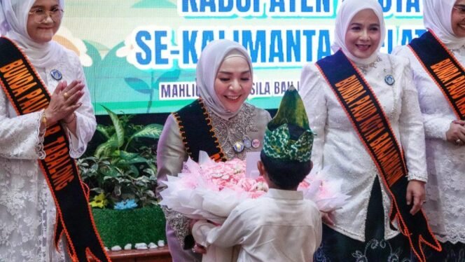 
 Bunda PAUD Kalsel Periode 2025–2030, Hj. Fathul Jannah Muhidin. foto: Pasha/wartawasaka