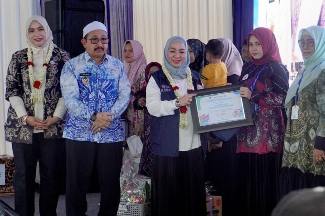 
 Pilot Project Posyandu dengan enam bidang Standar Pelayanan Minimal (SPM) di Desa Pasar Jati, Kecamatan Astambul, Kabupaten Banjar, Kamis (8/5/2025). foto-RSB