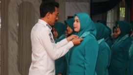 Bupati Banjar, H Saidi Mansyur, melantik Tim Penggerak PKK serta Tim Pembina Posyandu masa bakti 2025-2030, di Mahligai Sultan Adam Martapura, Rabu (14/5/2025). foto-RSB