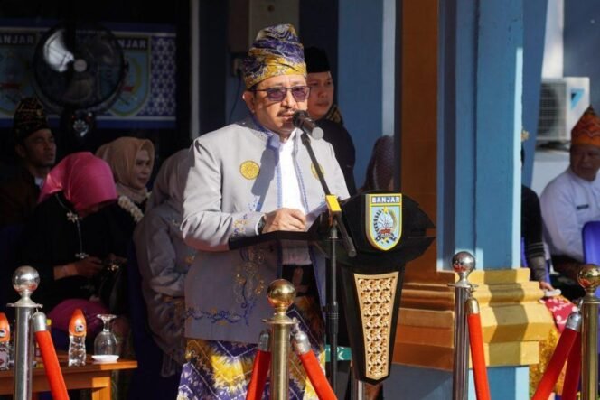 
 Pemkab Banjar Gelar Upacara Peringatan Hardiknas 2025
