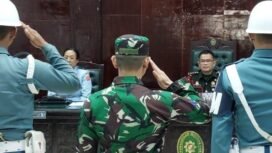 Sidang pembunuhan berencana terdakwa Kelasi Satu Jumran di Pengadilan Militer Banjarmasin, di Banjarbaru, Kamis (8/5/2025). foto-Hendra